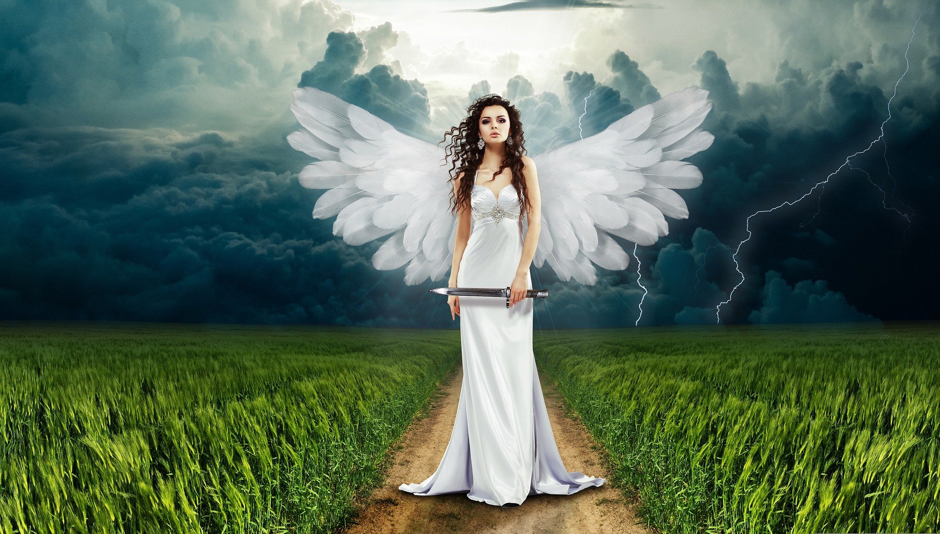 angel-g9c37fdde9_1920.jpg